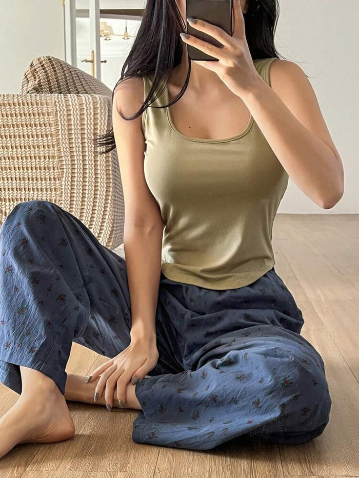 Women’s Olive Tank Top & Blue Floral Lounge Pants Set – Soft Casual Two Piece Pajama Set